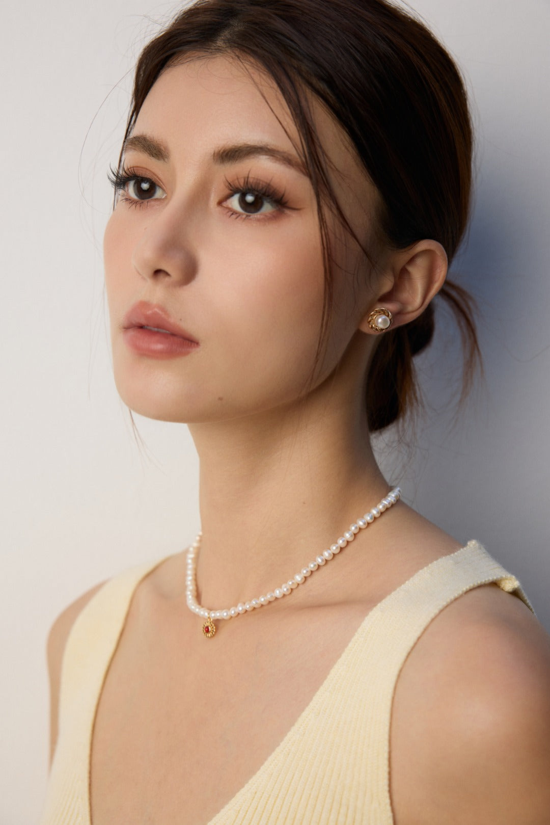 Vintage Gold S925 Sterling Silver Pearl Stud Earrings