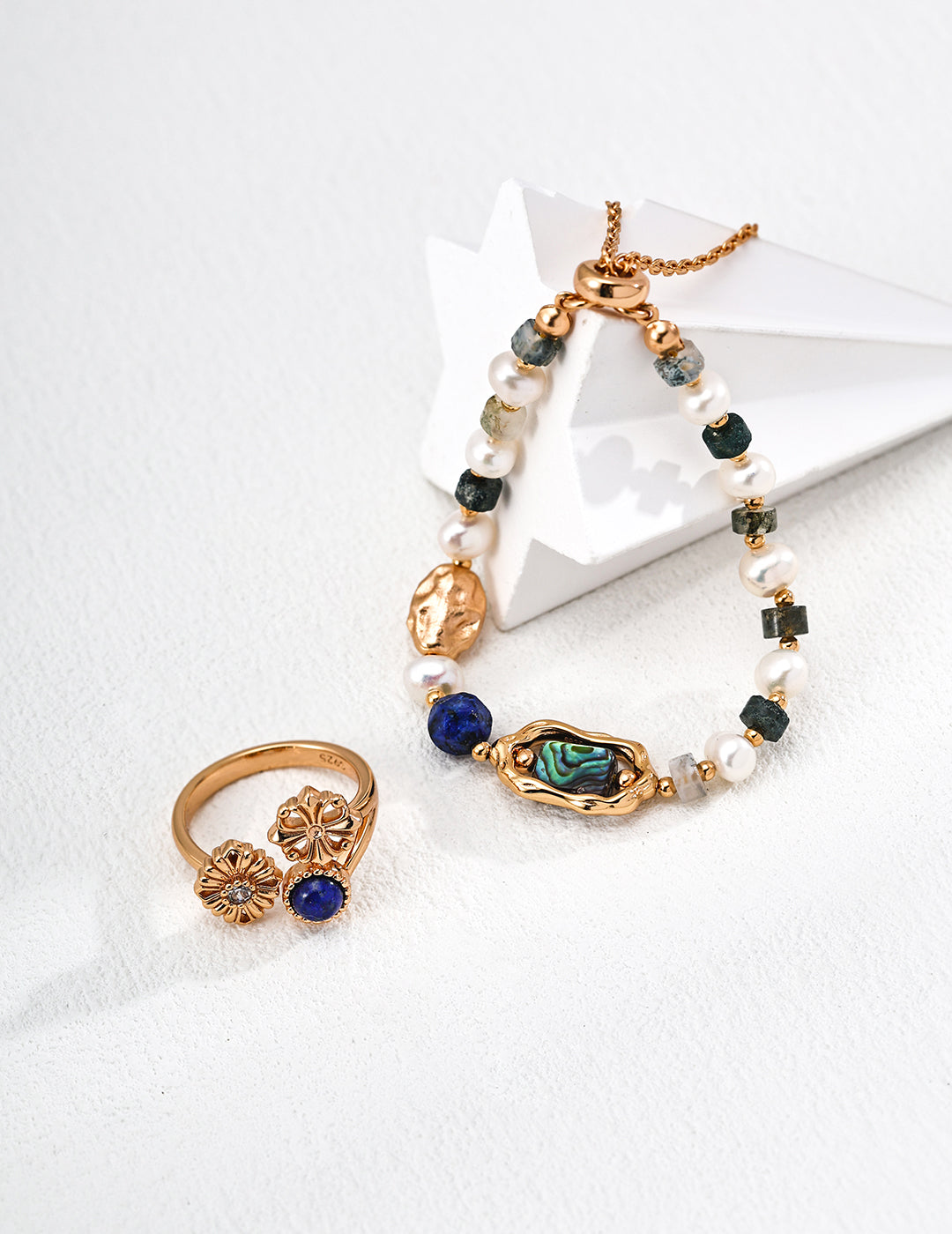Vintage Gold Lapis Lazuli Daisy Ring & Pearl Bracelet Set