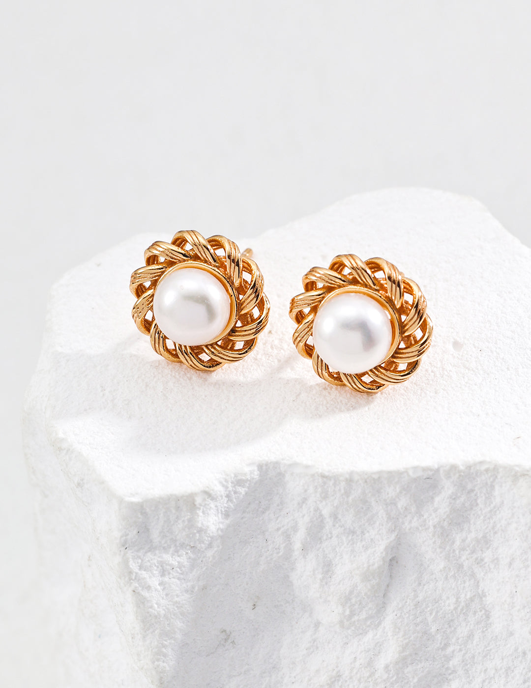 Vintage Gold S925 Sterling Silver Pearl Stud Earrings