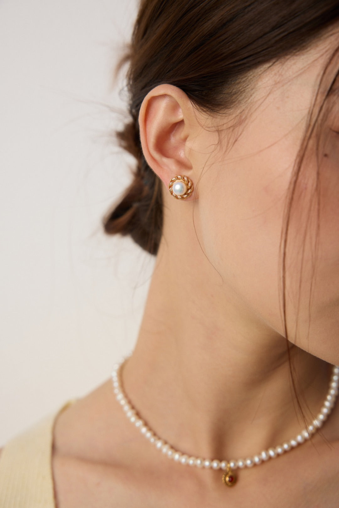 Vintage Gold S925 Sterling Silver Pearl Stud Earrings